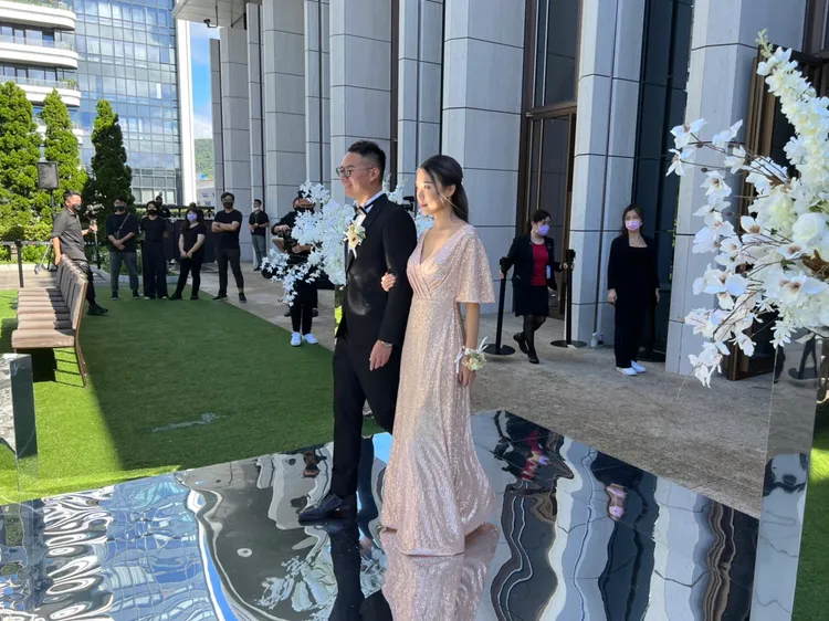 高以翔女友Bella（右）和Eddie。趙大智攝