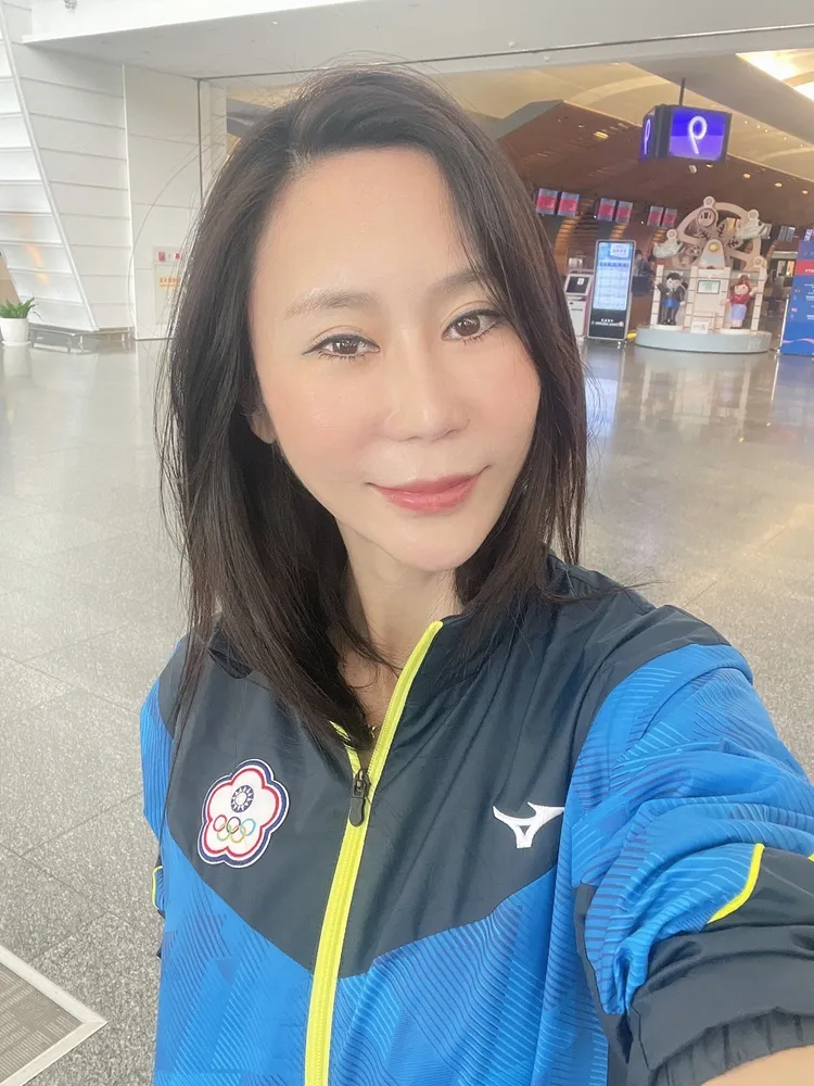 安晨妤考取健美A級裁判。網路開店123提供