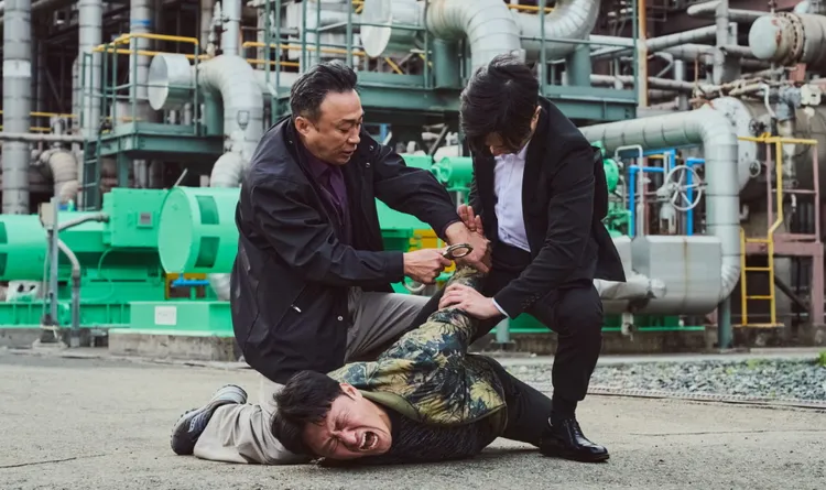 李星民（左）、晉久（右）戲裡時常要追嫌犯，坦言跑步最累人。Disney+提供