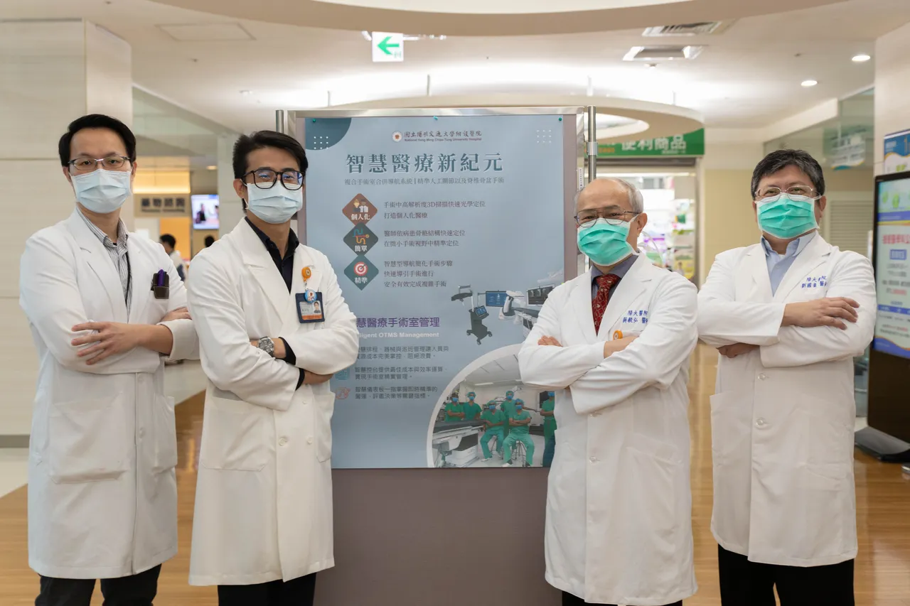 陽明交大醫院骨科團隊,左起為呂俊慶醫師、馮尚文主任、蔣毅弘主任、劉國豪醫師。院方提供