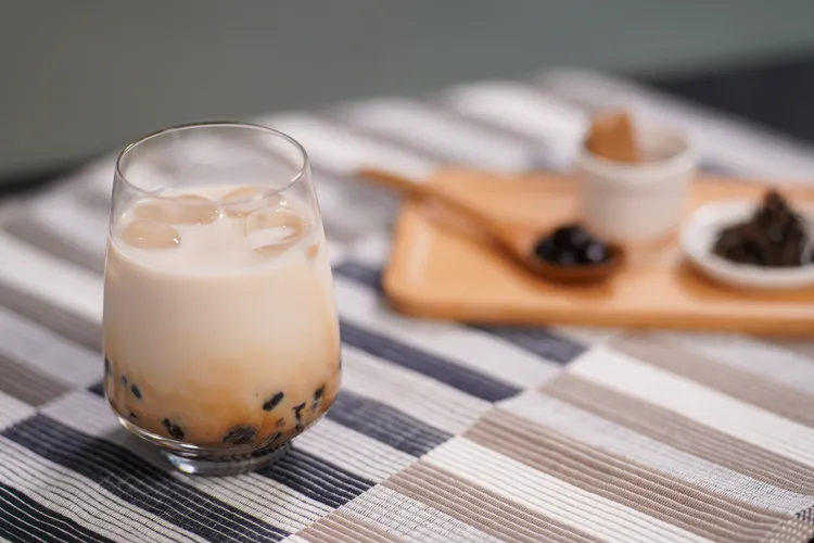 飛機上可以喝到現調珍珠鮮奶茶。業者提供