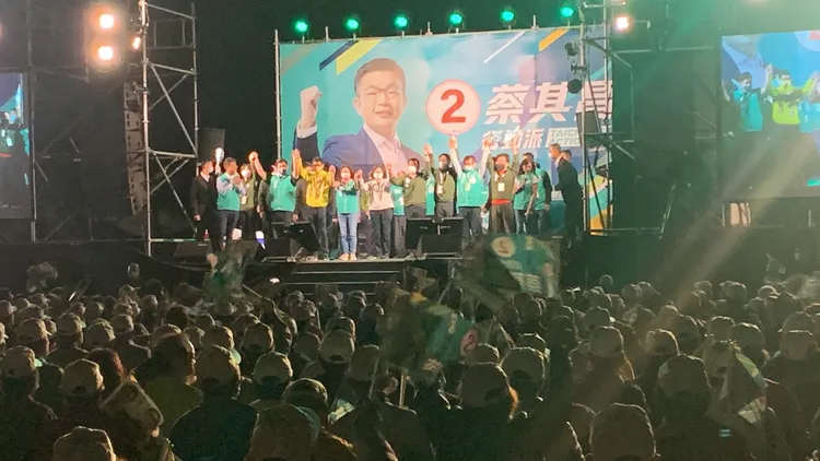 蔡英文喊出當年總統大選神岡區給了她63%得票率，1126請大家也給蔡其昌至少63%得票率，台中就贏了。曾雪蒨攝