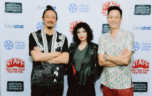 何超儀獲頒夏威夷國際影展終身成就獎 放閃老公「沒有他我什麼也做不到」