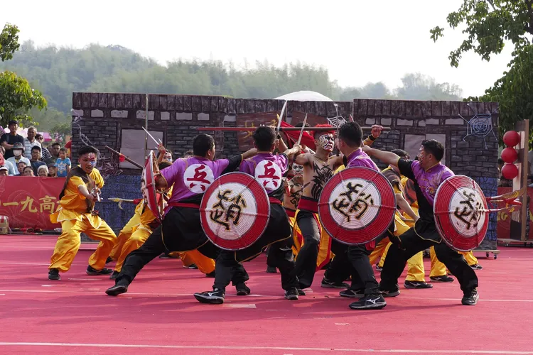 全國創意宋江陣頭大賽即起至12/19受理報名，總獎金高達210萬元。高市府提供