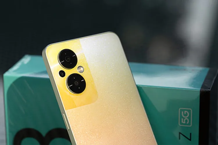 OPPO入門機款Reno 8z，十月降價2成，只剩1萬初頭。 業者提供