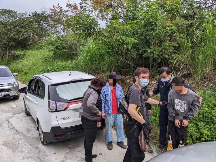 新竹縣專勤隊前往竹北2處工地查察，共查獲失聯移工9名及雇主3名。翻攝畫面