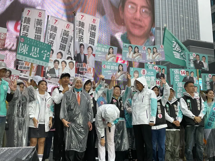 張昭雄、柯文哲力挺黃珊珊。資料照片