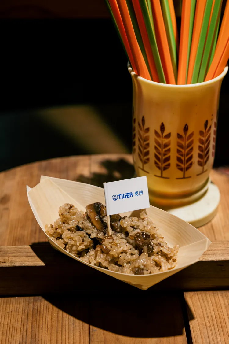 主廚劉雨樵將公開教學彌月油飯，並提供免費試吃。業者提供