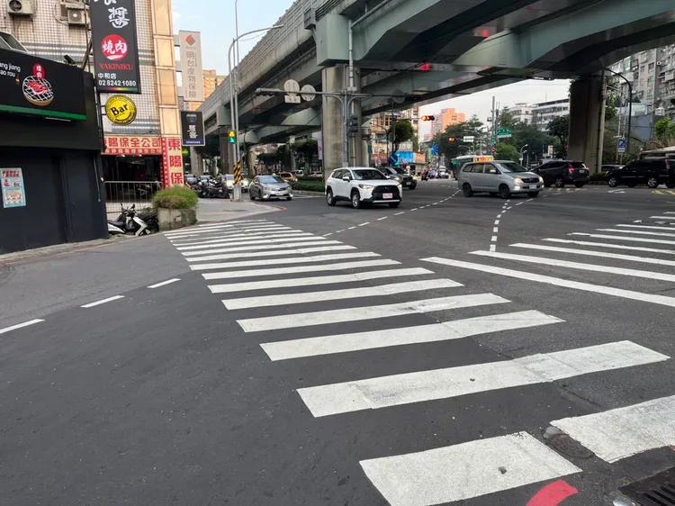 中和警方呼籲，科技執法的目的在於減少事故、維護行車安全及順暢，而並非處罰。警方提供