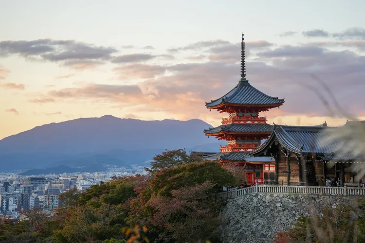 清水寺三重塔高度約30公尺，是全日本最高的三重塔。田欣雲攝