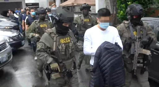 宜縣議員候選人魯秀傑密室藏槍毒 還涉擄人關狗籠!5重罪移送建請羈押