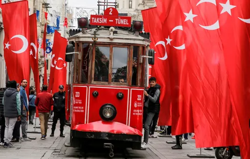 從伊斯坦堡爆炸案看土耳其人韌性 地鐵照駛、商家不歇業