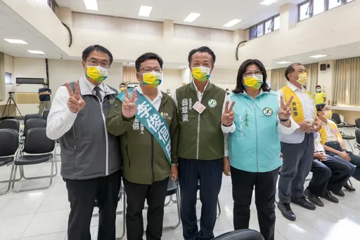 全國都在看嘉義市！12/18市長投票　 候選人號次出爐她是籤王