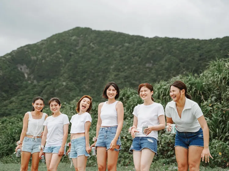 只屬於女孩們的「閨密婚紗」風格自然。引自粉絲團嶼上急醫黃京葦