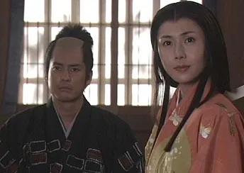 松嶋菜菜子（右）2002年在《利家與松》和唐澤壽明演夫妻。翻攝推特