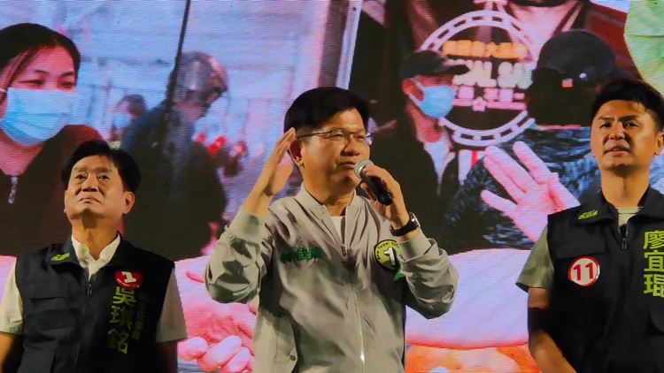 林佳龍表示希望市民全力支持，讓他當選。莊淇鈞攝