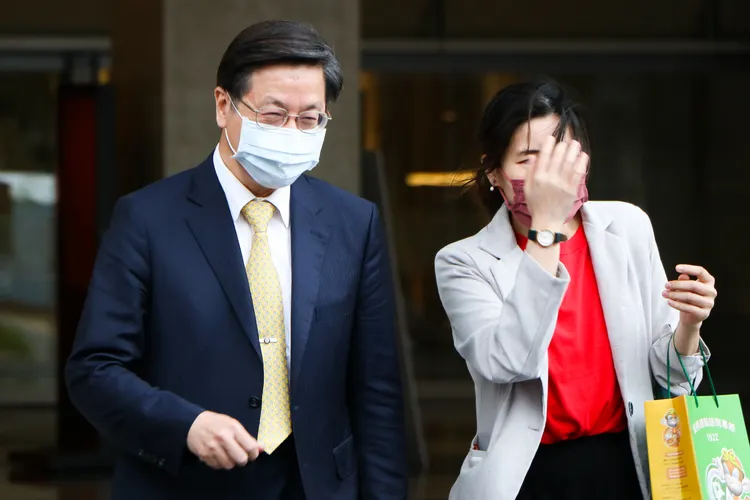 張上淳指出，下波疫情高峰會比前兩次低。賴昀岫攝