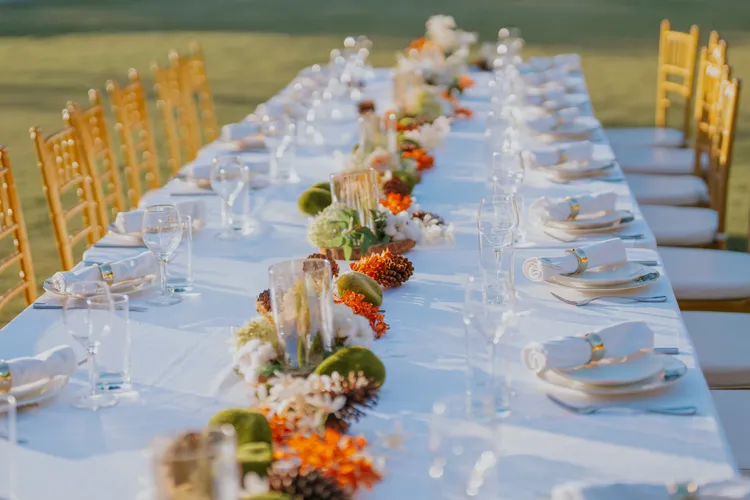 青青食尚花園會館以戶外絕美的歐式婚宴場地聞名。業者提供