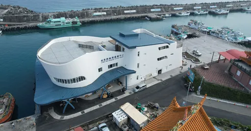 小琉球新候船室華麗登場打卡熱點 候船還能免稅購物