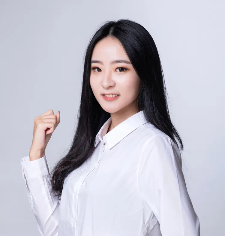 全台北市最年輕的23歲里長台北市南港區聯成里李品君。翻攝李品君臉書