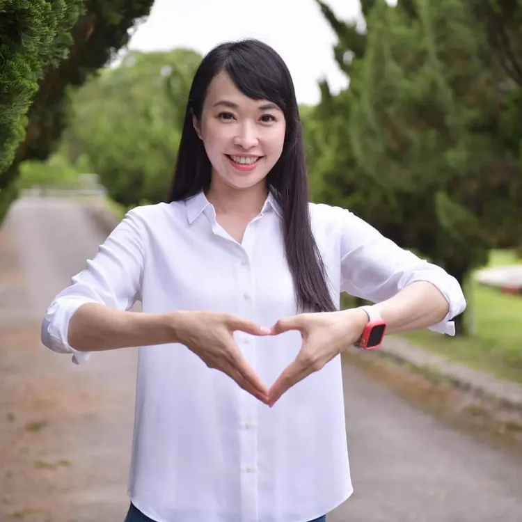 林軒羽說10年銷售讓她以服務為樂，顧客滿意的笑容是最大回饋。林軒羽提供