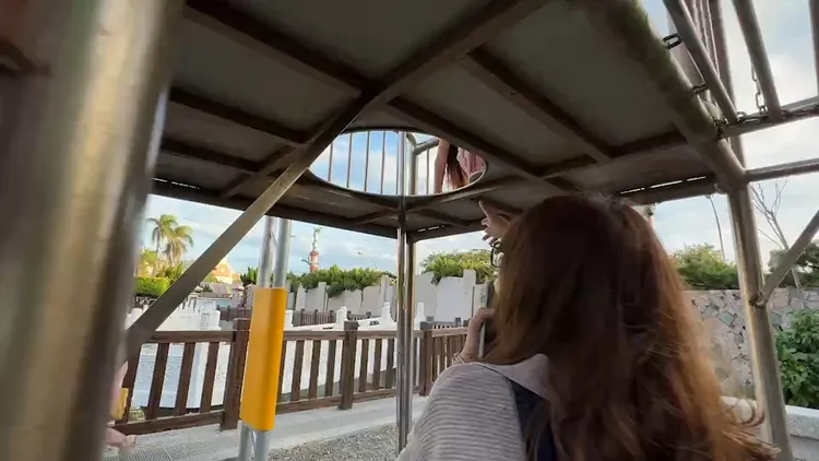 家長向《壹蘋》記者指出該設施潛藏危險。魏嘉良攝