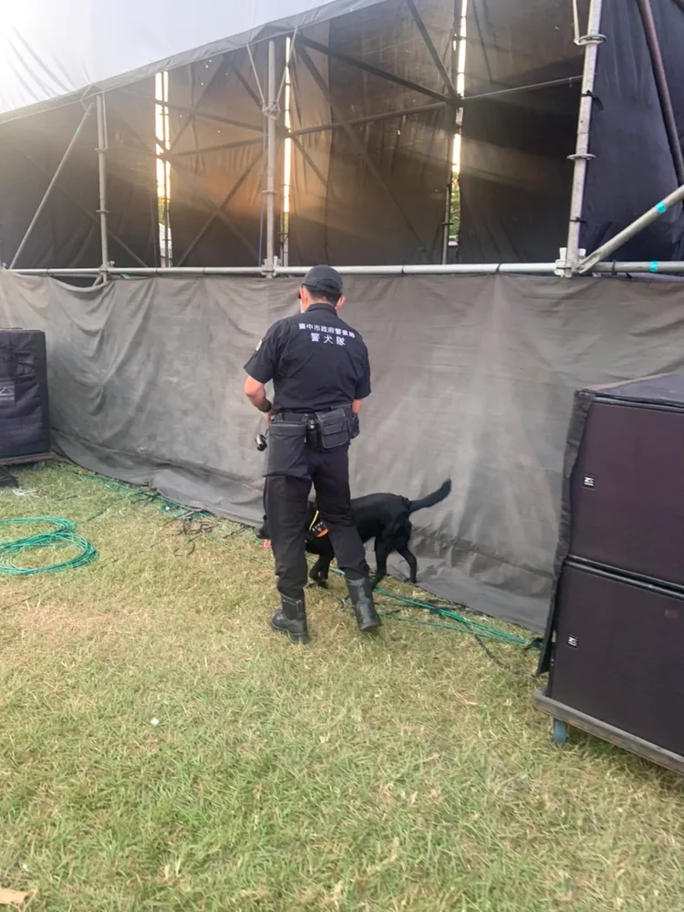警犬隊在各選舉相關場合偵蒐爆裂物等可疑物品。台中市警局提供