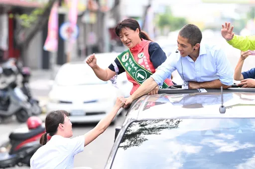 吳怡農南投幫同志助選 佩服蔡培慧為家鄉的實踐力
