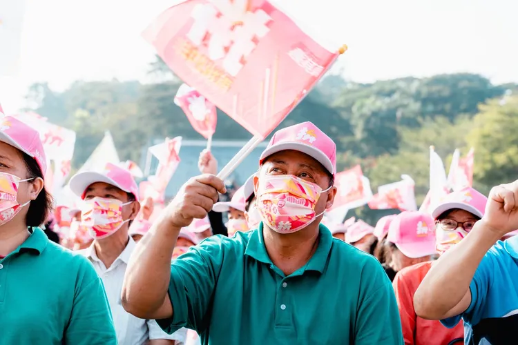陳其邁今下午在旗山舉辦大型造勢會，有近萬名支持者到場。陳其邁競辦提供