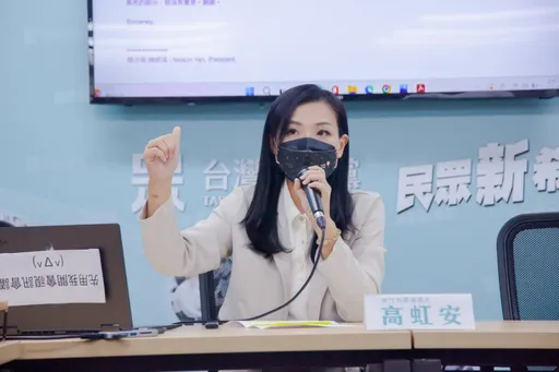 竹市三腳督「雙虹」民調激戰！趙少康拋棄保　高虹安：不願政治交易