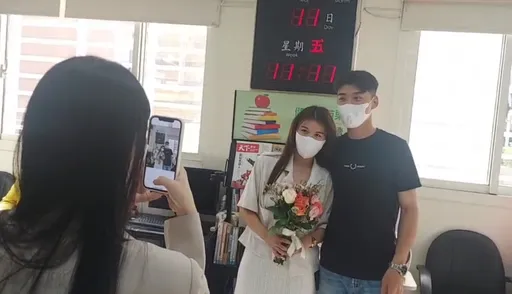 慶祝雙11!苗栗竹南5對新人登記結婚 便當店推50元便當