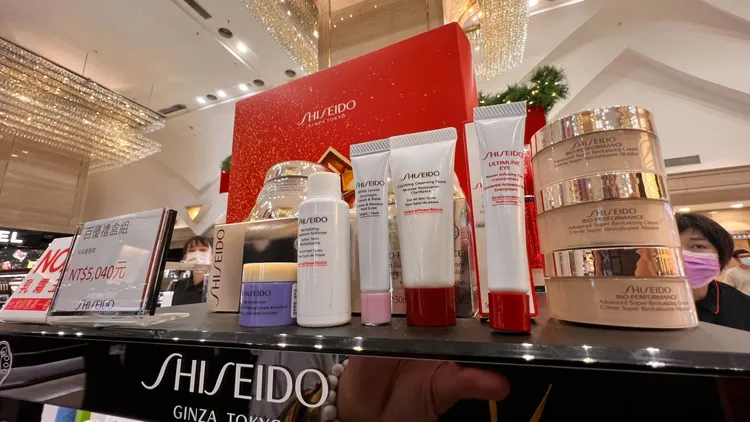 SHISEIDO國際櫃百優純乳霜王組47折，原價1萬566元，特價5040元。侯昌騰攝