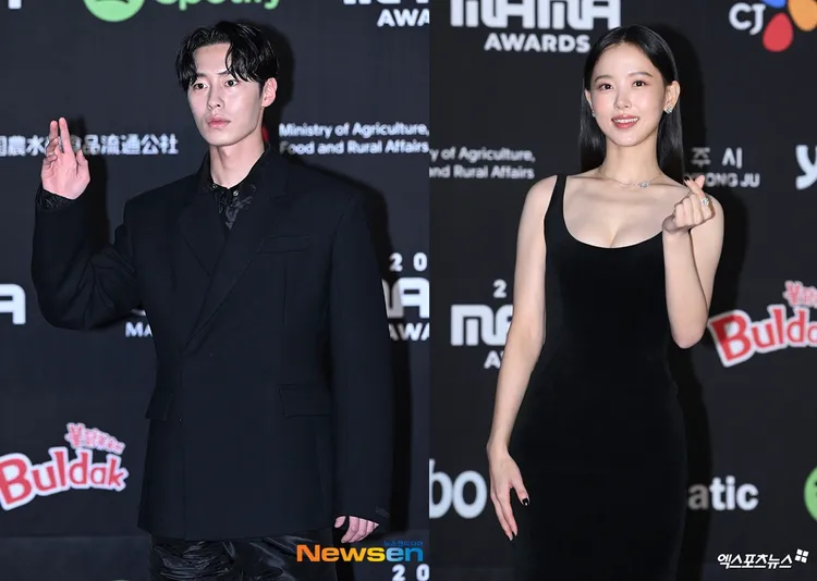 李宰旭（左）、姜漢娜特地飛到大阪，擔任頒獎人。翻攝Newsen、xportsnews