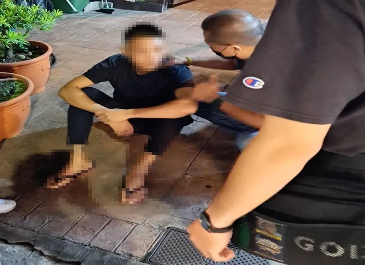 謝嫌得知剛買的新車將被一併查扣，錯愕直呼「虧大了」。讀者提供