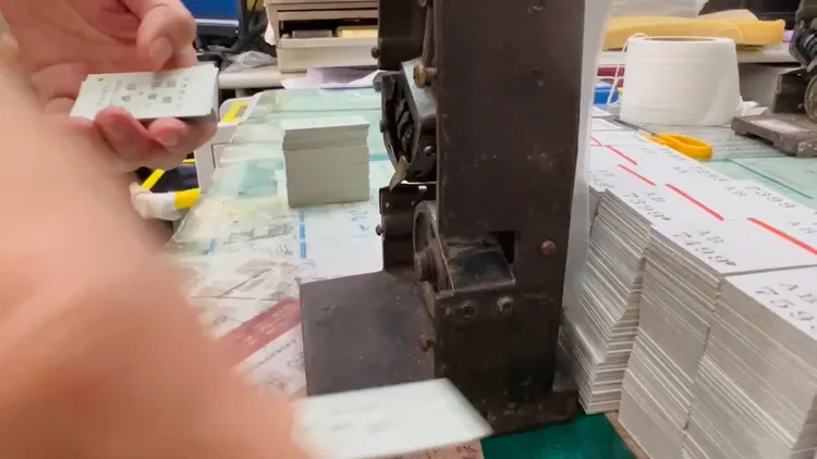 一天限量1萬2500張。王志弘攝