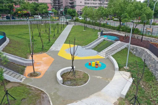 新北中和壽德公園優化完工12/1開放 滯洪防淹又能遛小孩