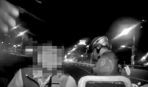 騎車被攔 快問快答口試失敗進警局