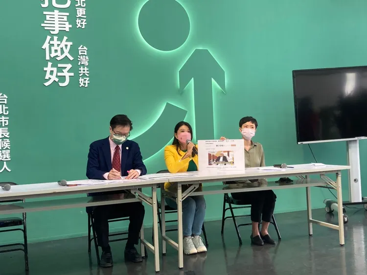 陳時中競總召開記者會。劉彥宜攝