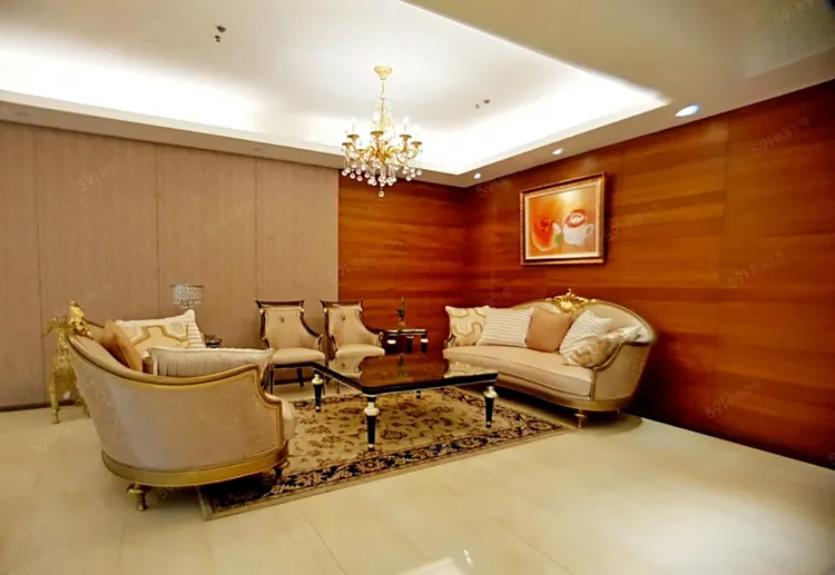 「帝品苑」在當地可以算是豪宅等級，單價4字頭。翻攝591
