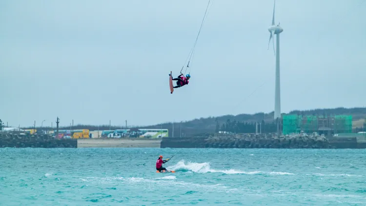 風箏跳高賽，澎湖本地選手侯佳玲、曾宗廉，分別為世界女子紀錄保持人及亞洲男子紀錄保持人。澎湖帆船協會提供