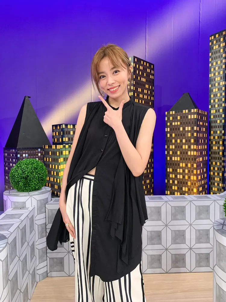 王瞳笑說艾成又直又可愛。衛視中文台