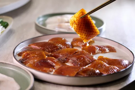 外帶年菜預購開跑 片皮鴨、肋眼牛排中西式任選