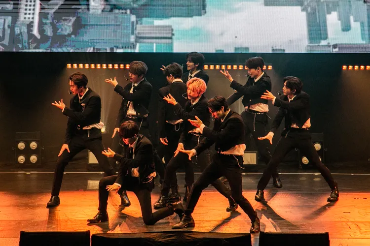 CRAVITY一出場就用精湛舞技征服全場。D-SHOW提供