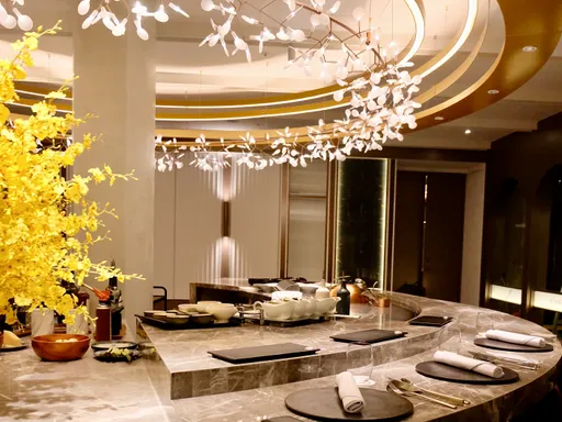 新開店|台中餐飲集團首度跨足鐵板燒 通嘗7大夢幻食材每人僅1380元