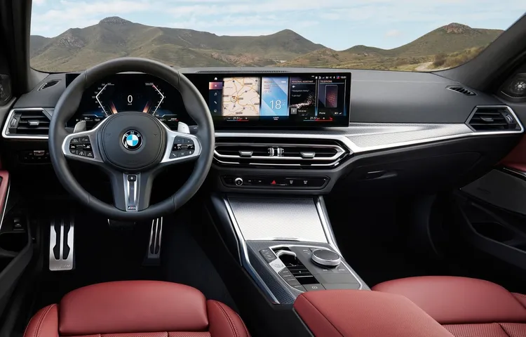 內裝新增如iX電動車般的大型曲面螢幕。原廠提供