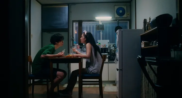 片中記錄鈴木志遠（左）、街山美穗從相遇到分手的7年青春戀曲。車庫娛樂提供