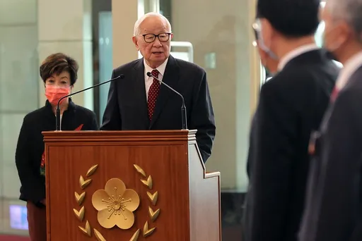 張忠謀見日首相籲繼續挺台 晚宴跟加國總理、美國務卿愉悅談話