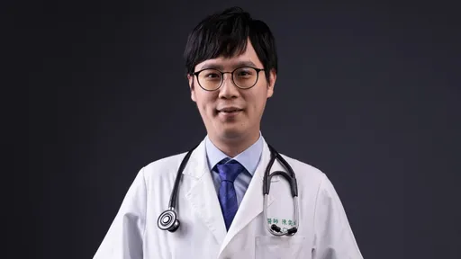 雌激素使孩子性早熟 保健食品也會!兒科醫師:膜衣、膠囊、懸浮液含有塑化劑
