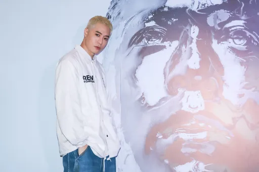 周湯豪攻蛋女粉丟胸罩內褲「乾淨有香味就好」　開演前2天發燒差點唱不成