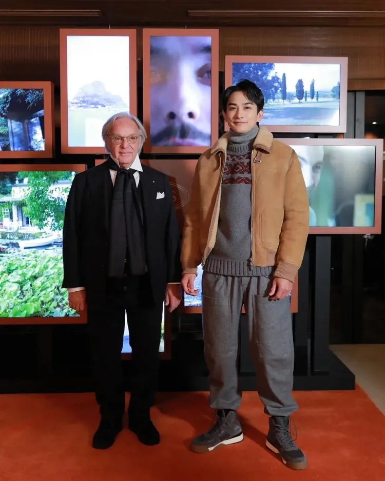 町田啓太（右）日前赴東京義大利大使館參加TOD’S晚宴，並與品牌集團主席Diego Della Valle開心合影。翻攝keita_machida_official IG